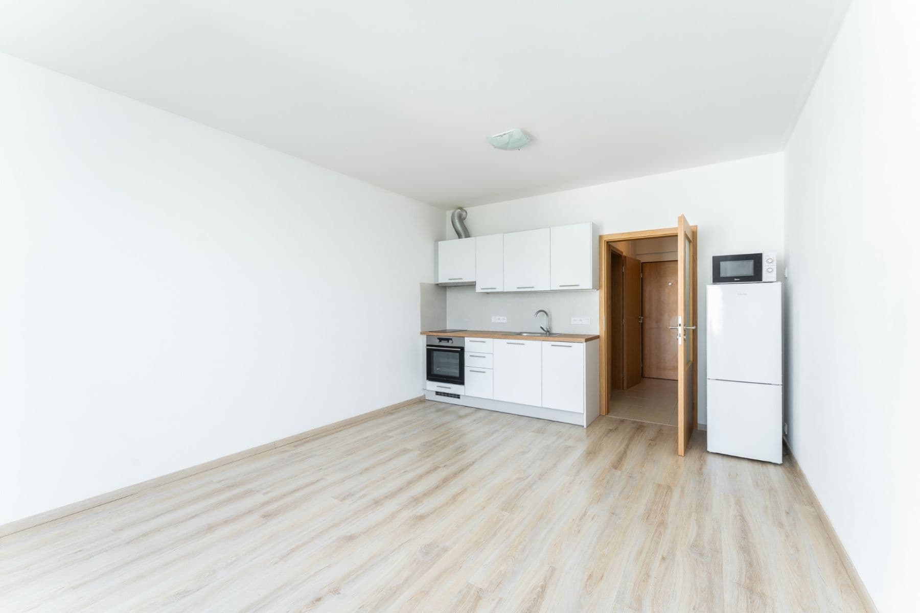Predaj bytu 1-izbový 27 m², Za černým mostem, Praha, Praha Predaj bytu 1-izbový 27 m², Za černým mostem, Praha, Praha
