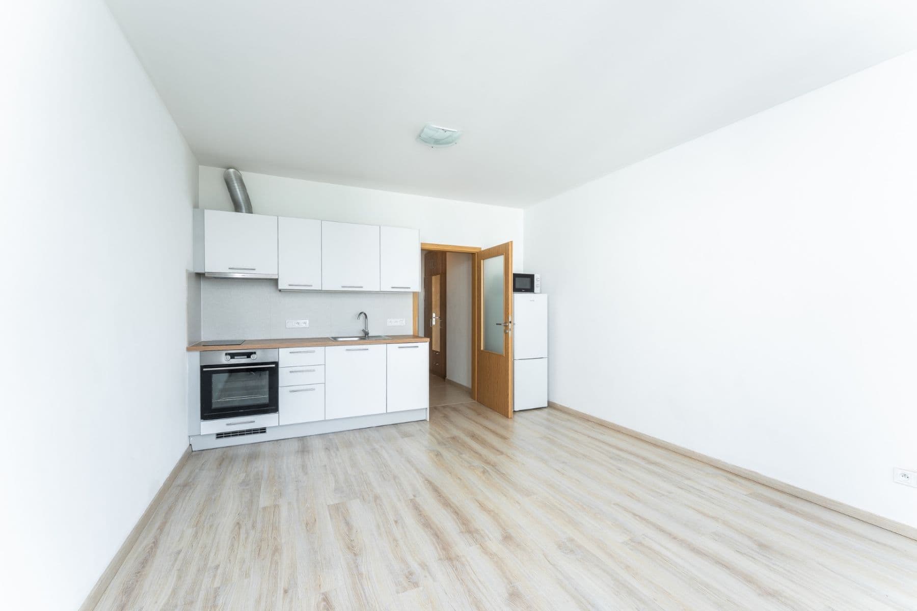 Predaj bytu 1-izbový 27 m², Za černým mostem, Praha, Praha Predaj bytu 1-izbový 27 m², Za černým mostem, Praha, Praha