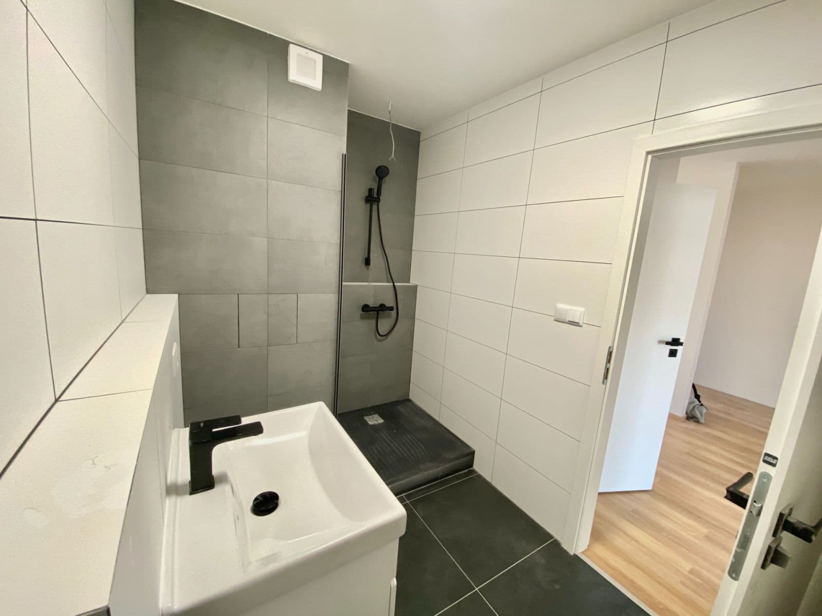 Prenájom bytu 3-izbový 69 m², Přímětická, Praha, Praha Prenájom bytu 3-izbový 69 m², Přímětická, Praha, Praha