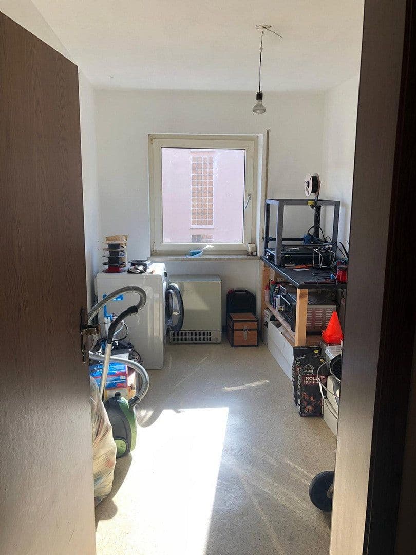 Prenájom bytu 3-izbový 68 m², Trier, Porýnie-Falcko Prenájom bytu 3-izbový 68 m², Trier, Porýnie-Falcko