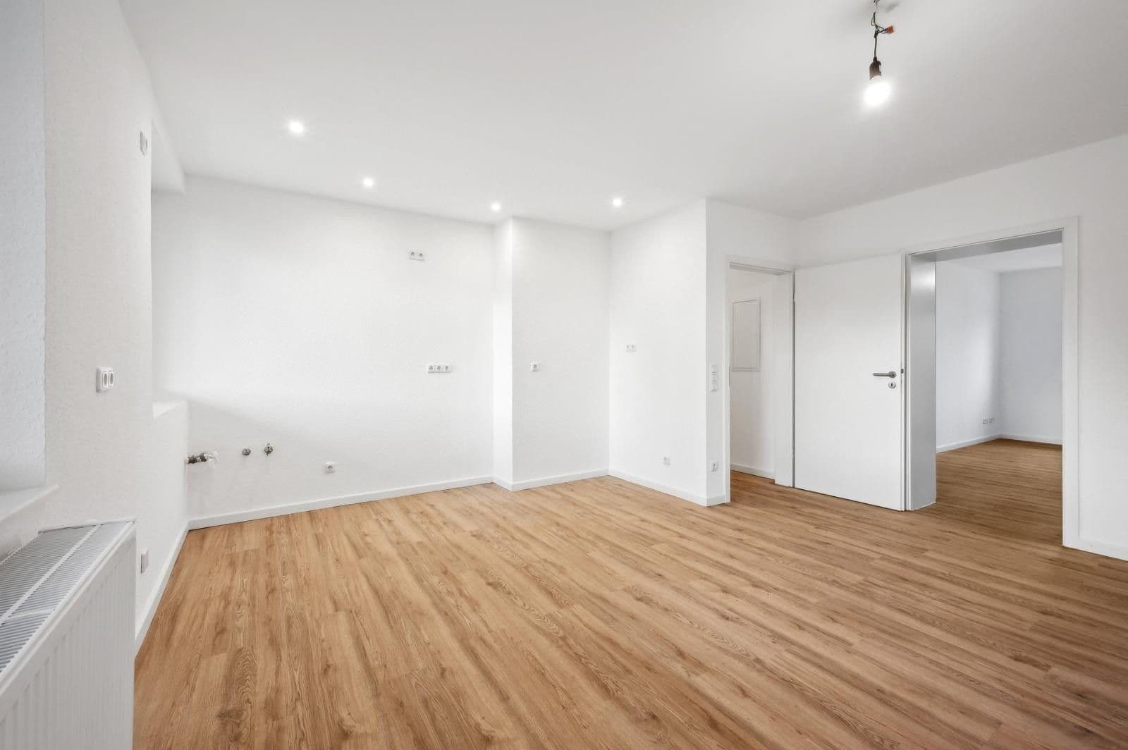 Prenájom bytu 4-izbový 88 m², Mönchengladbach, Severné Porýnie - Westfálsko Prenájom bytu 4-izbový 88 m², Mönchengladbach, Severné Porýnie - Westfálsko