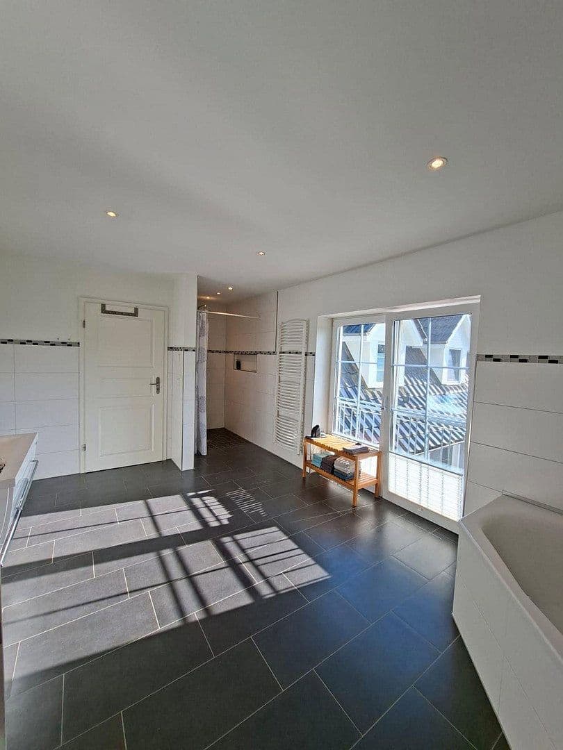 Predaj domu 354 m², pozemek 7.940 m², Großsolt, Šlezvicko-Holštajnsko Predaj domu 354 m², pozemek 7.940 m², Großsolt, Šlezvicko-Holštajnsko