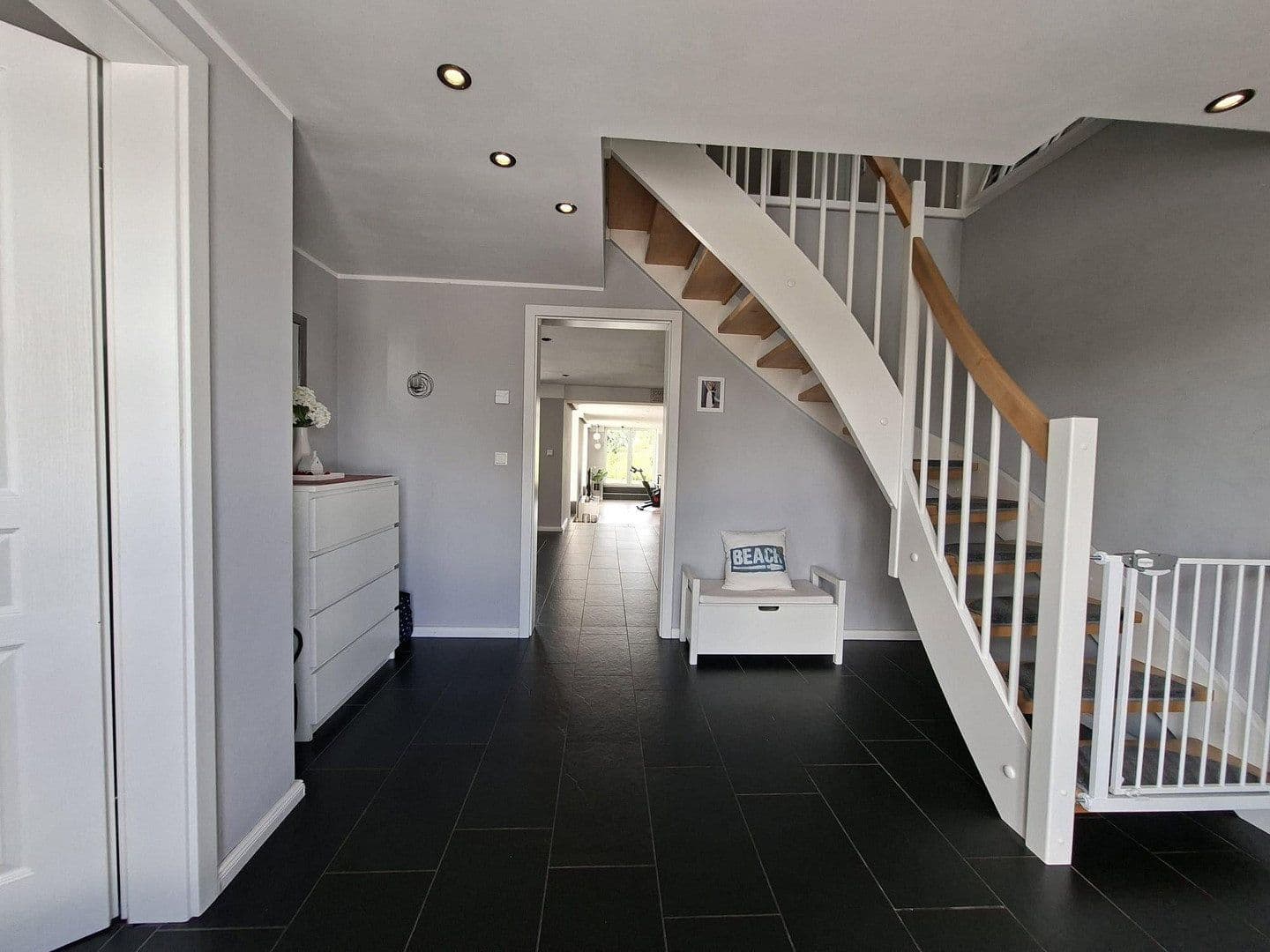 Predaj domu 354 m², pozemek 7.940 m², Großsolt, Šlezvicko-Holštajnsko Predaj domu 354 m², pozemek 7.940 m², Großsolt, Šlezvicko-Holštajnsko