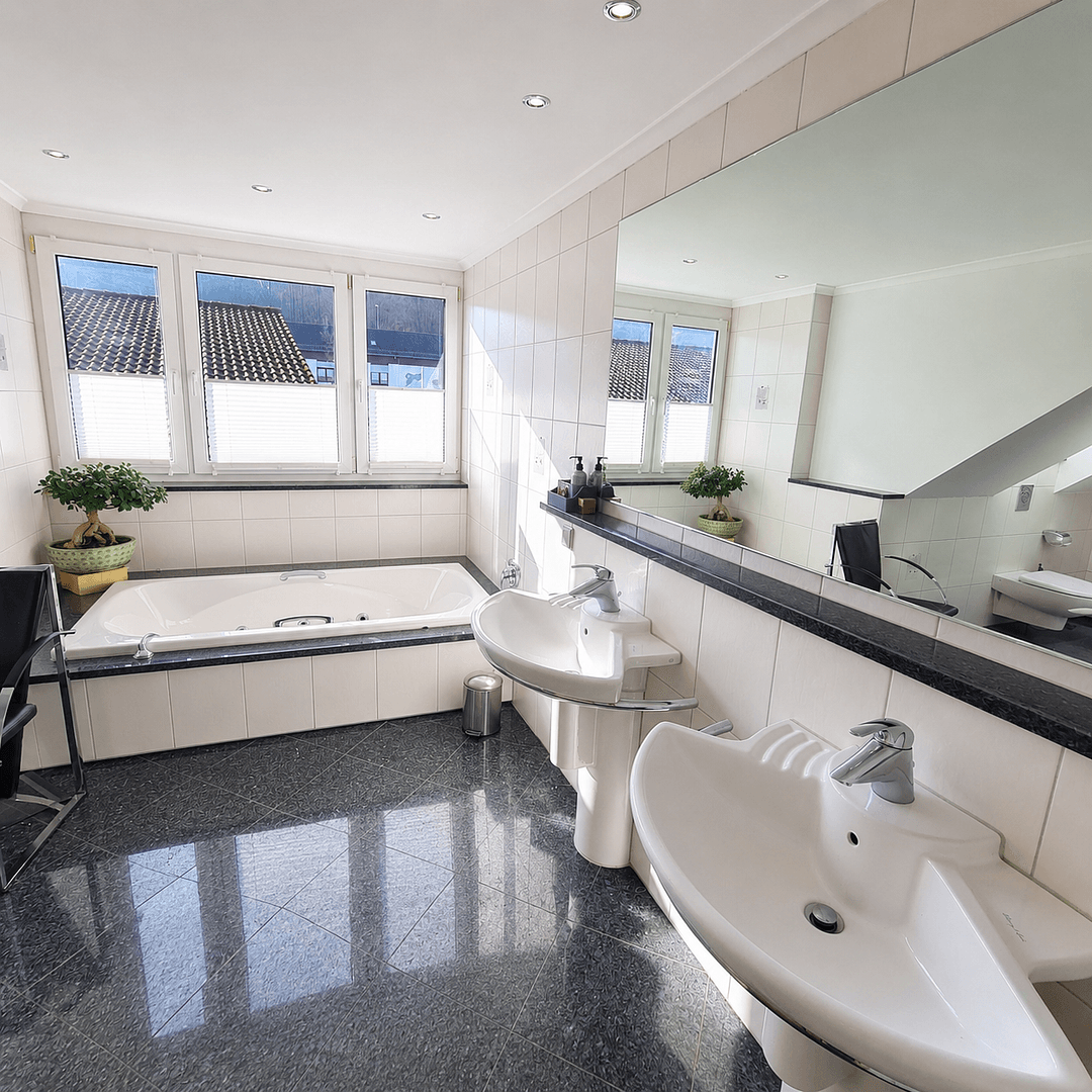 Predaj domu 1.008 m², pozemek 1.000 m², Ettlingen, Bádensko-Wurttembersko Predaj domu 1.008 m², pozemek 1.000 m², Ettlingen, Bádensko-Wurttembersko