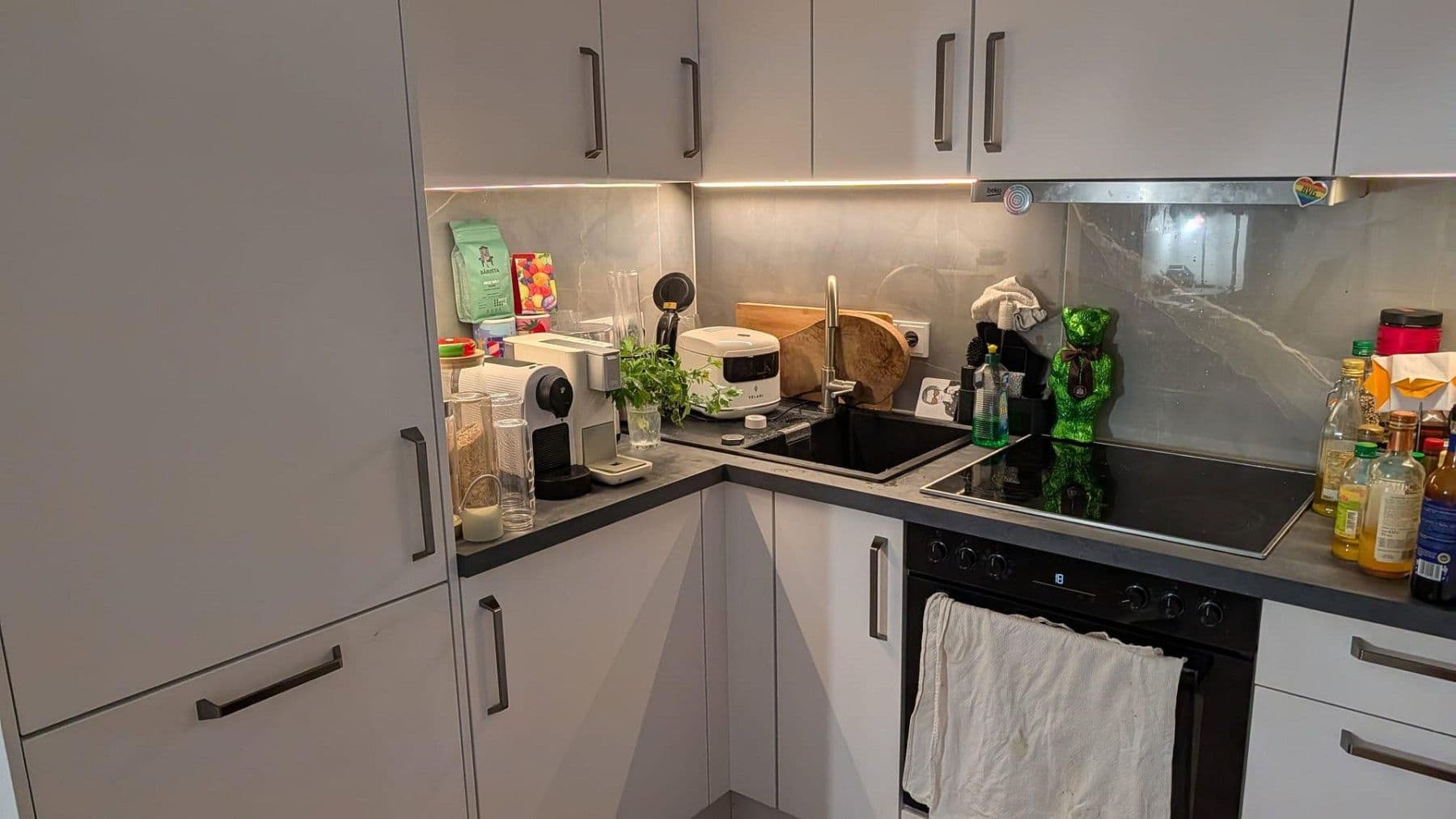 Prenájom bytu 1-izbový 38 m², Berlin, Berlín Prenájom bytu 1-izbový 38 m², Berlin, Berlín