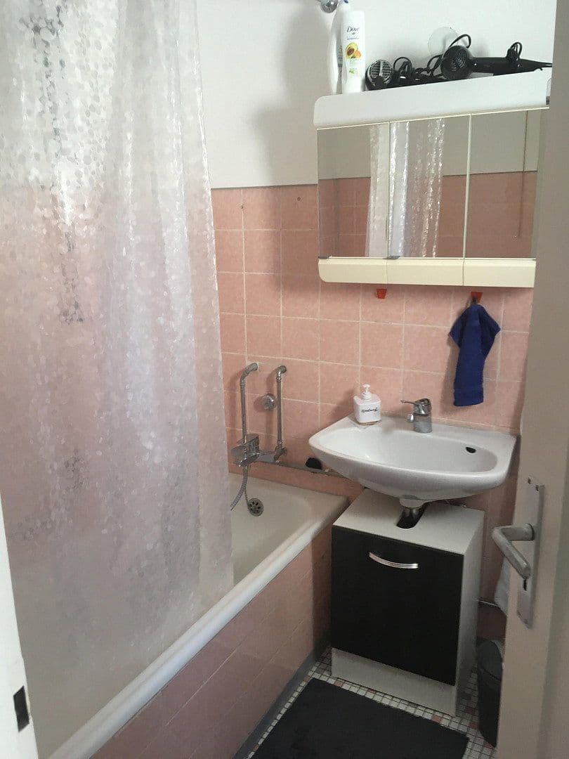 Predaj domu 122 m², pozemek 234 m², St.-Gebhard-Str. 12, Weingarten, Bádensko-Wurttembersko Predaj domu 122 m², pozemek 234 m², St.-Gebhard-Str. 12, Weingarten, Bádensko-Wurttembersko