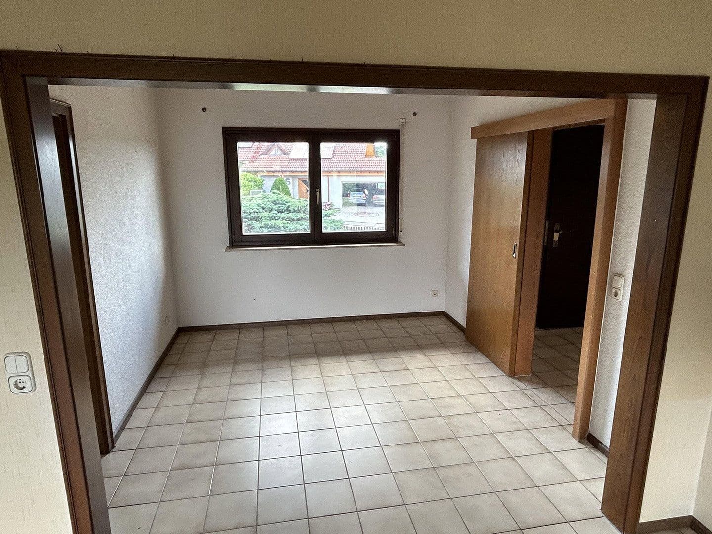 Prenájom domu 120 m², pozemek 866 m², Straubenhardt, Bádensko-Wurttembersko Prenájom domu 120 m², pozemek 866 m², Straubenhardt, Bádensko-Wurttembersko