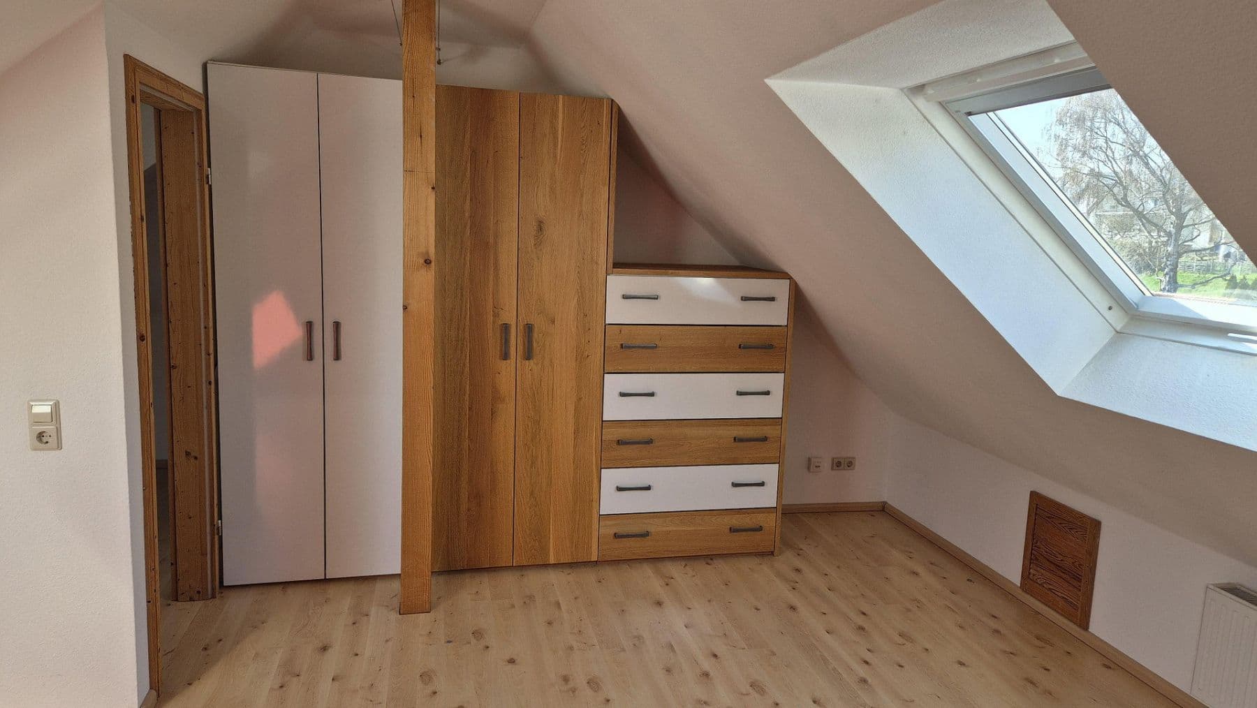 Predaj domu 87 m², pozemek 372 m², Aalen, Bádensko-Wurttembersko Predaj domu 87 m², pozemek 372 m², Aalen, Bádensko-Wurttembersko