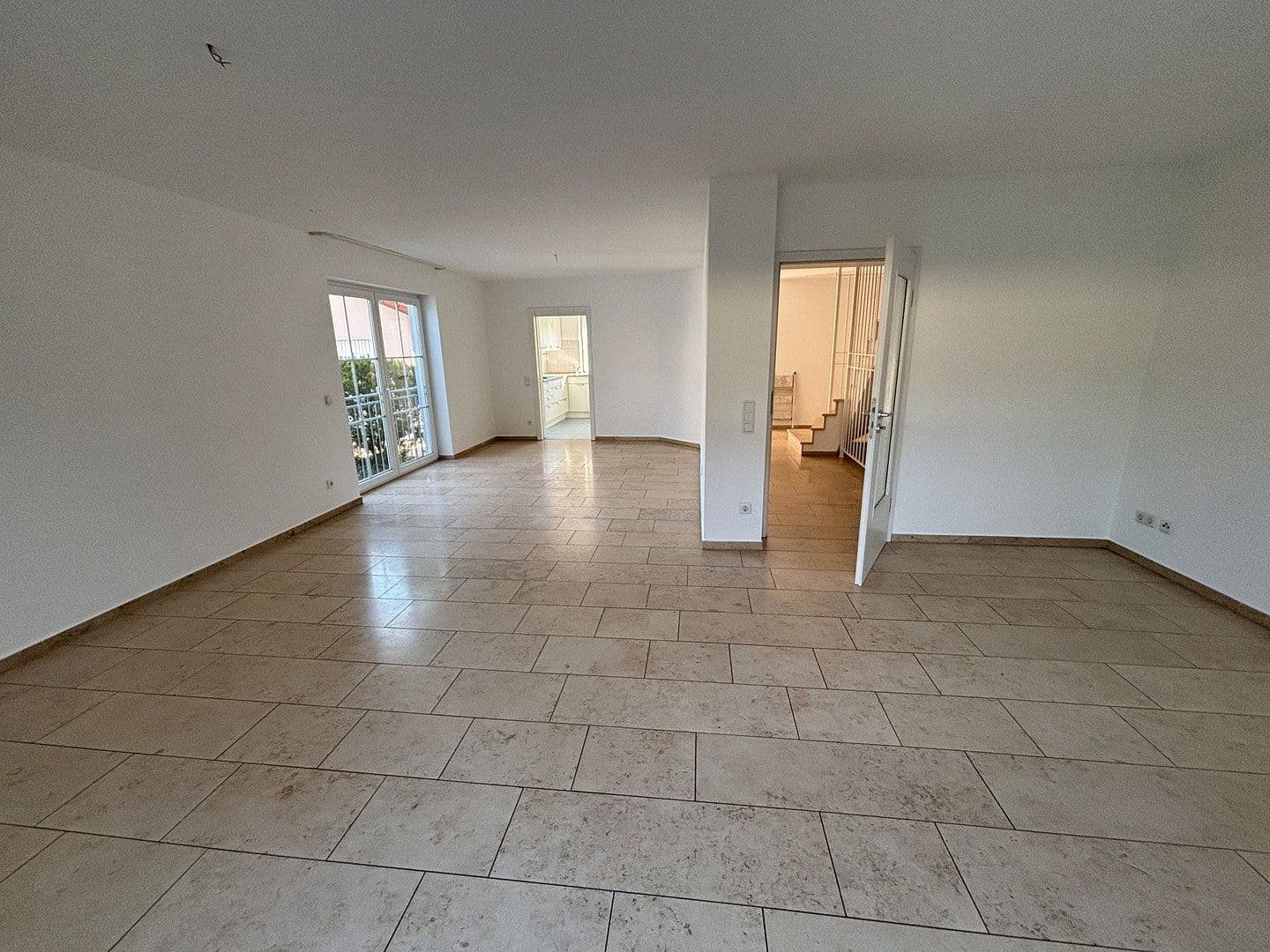 Prenájom domu 130 m², pozemek 270 m², Neuburg an der Donau, Bavorsko Prenájom domu 130 m², pozemek 270 m², Neuburg an der Donau, Bavorsko