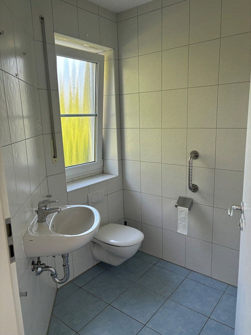 Prenájom domu 130 m², pozemek 270 m², Neuburg an der Donau, Bavorsko Prenájom domu 130 m², pozemek 270 m², Neuburg an der Donau, Bavorsko