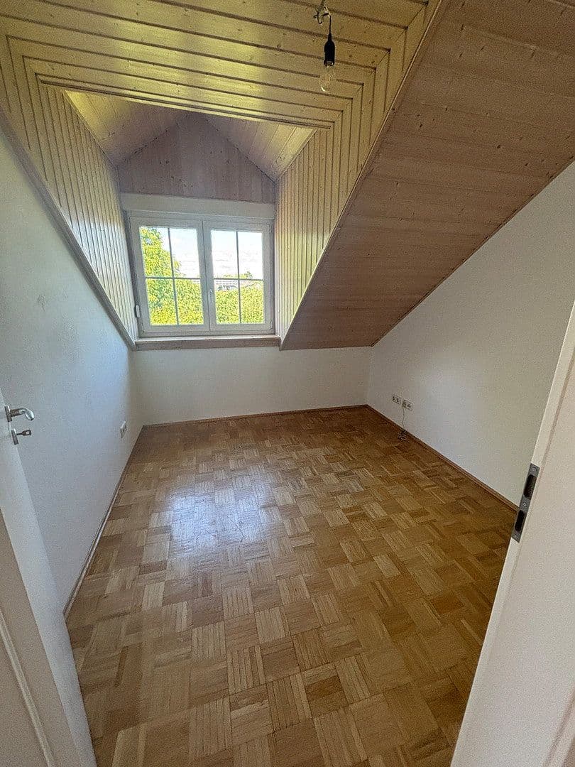 Prenájom domu 130 m², pozemek 270 m², Neuburg an der Donau, Bavorsko Prenájom domu 130 m², pozemek 270 m², Neuburg an der Donau, Bavorsko