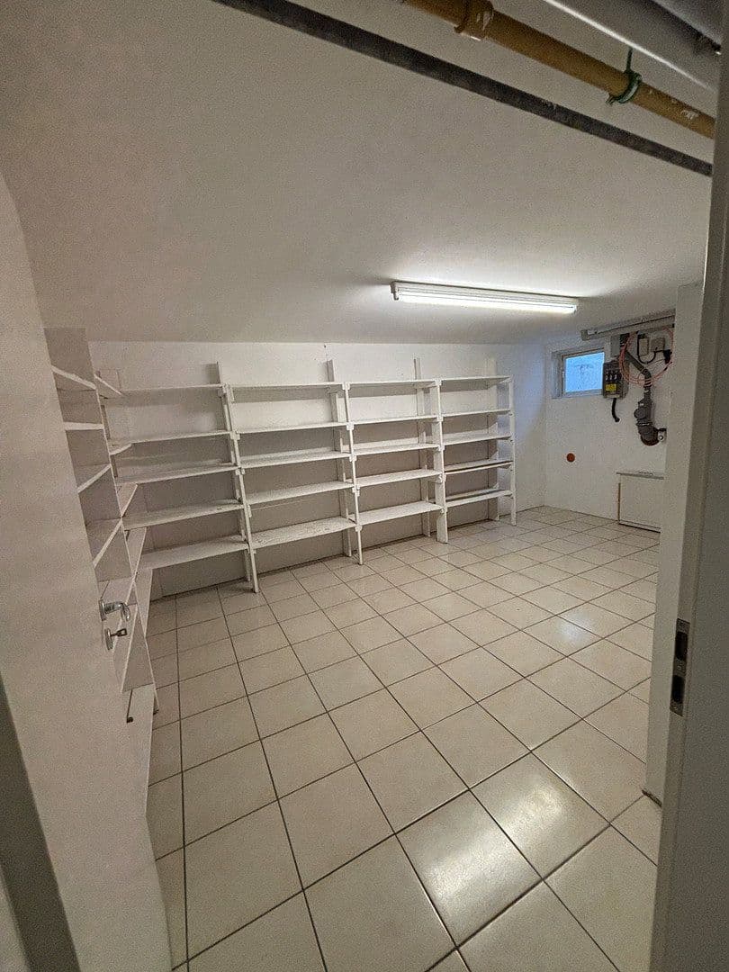 Prenájom domu 130 m², pozemek 270 m², Neuburg an der Donau, Bavorsko Prenájom domu 130 m², pozemek 270 m², Neuburg an der Donau, Bavorsko