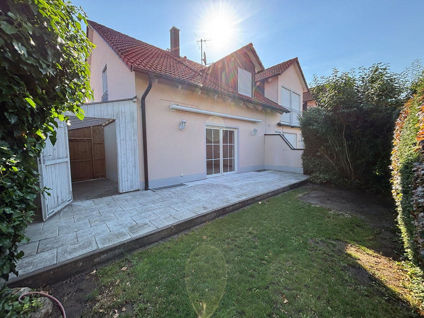 Prenájom domu 130 m², pozemek 270 m², Neuburg an der Donau, Bavorsko Prenájom domu 130 m², pozemek 270 m², Neuburg an der Donau, Bavorsko