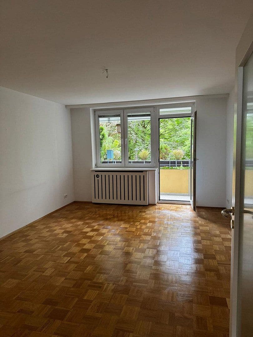 Predaj bytu 2-izbový 70 m², Denninger Str., München, Bavorsko Predaj bytu 2-izbový 70 m², Denninger Str., München, Bavorsko
