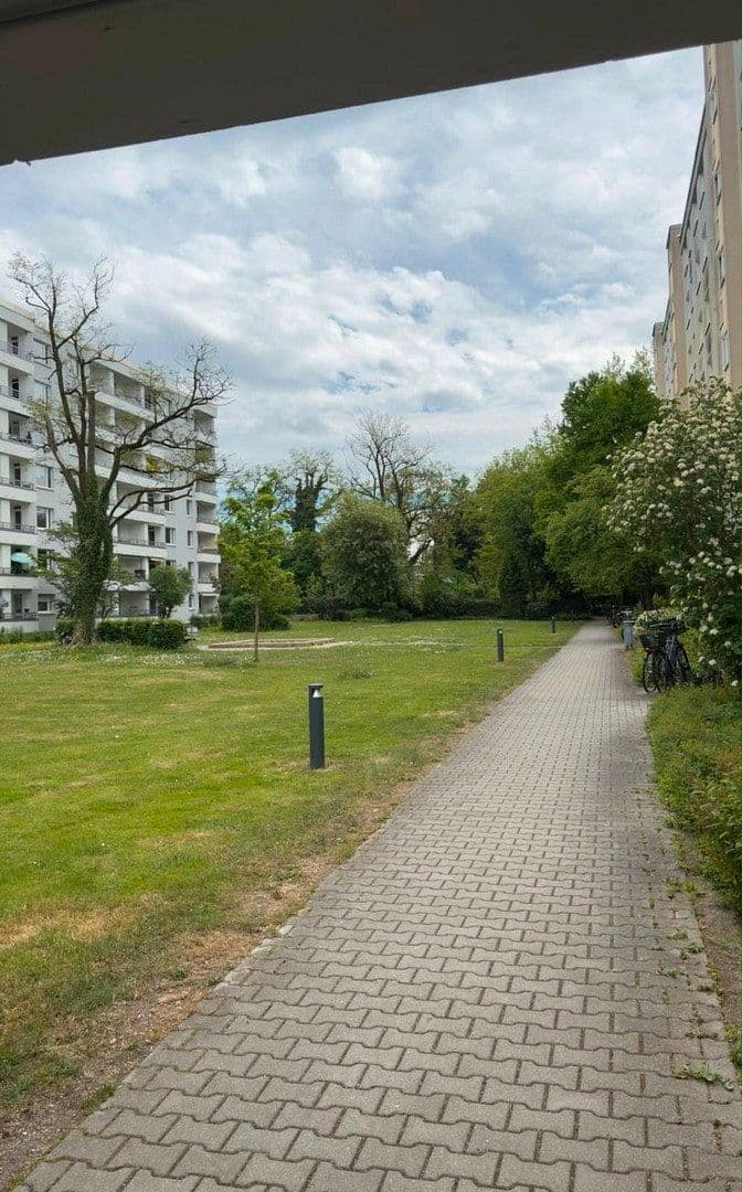 Predaj bytu 2-izbový 70 m², Denninger Str., München, Bavorsko Predaj bytu 2-izbový 70 m², Denninger Str., München, Bavorsko