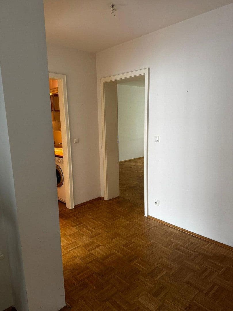 Predaj bytu 2-izbový 70 m², Denninger Str., München, Bavorsko Predaj bytu 2-izbový 70 m², Denninger Str., München, Bavorsko