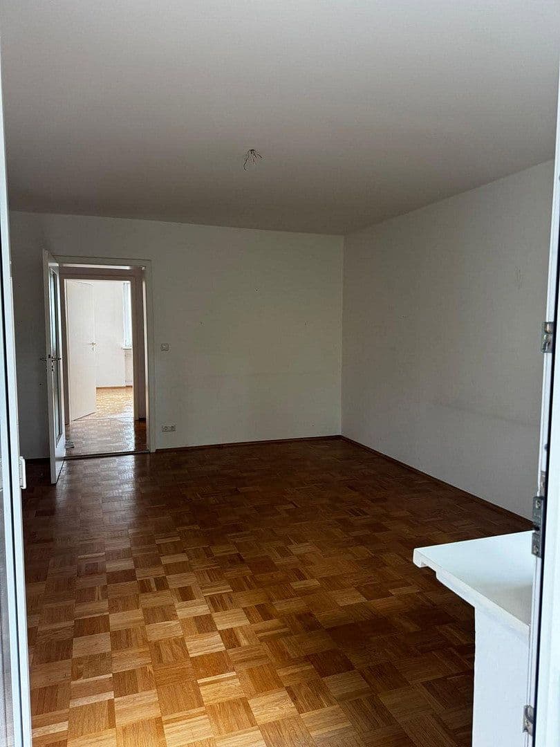 Predaj bytu 2-izbový 70 m², Denninger Str., München, Bavorsko Predaj bytu 2-izbový 70 m², Denninger Str., München, Bavorsko