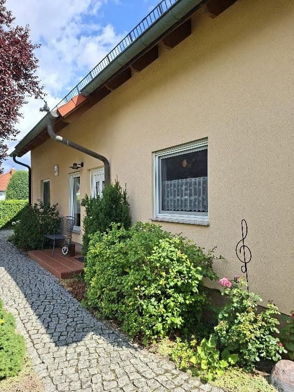Predaj domu 184 m², pozemok 1.122 m², Geschwister-Scholl-Straße 29, Falkensee, Brandenbursko Predaj domu 184 m², pozemok 1.122 m², Geschwister-Scholl-Straße 29, Falkensee, Brandenbursko