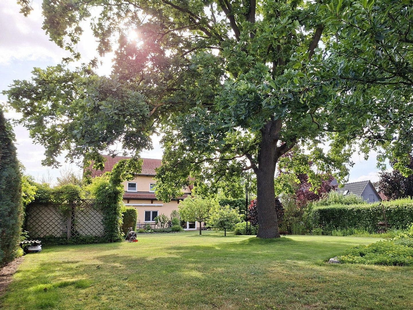 Predaj domu 184 m², pozemek 1.122 m², Falkensee, Brandenbursko Predaj domu 184 m², pozemek 1.122 m², Falkensee, Brandenbursko