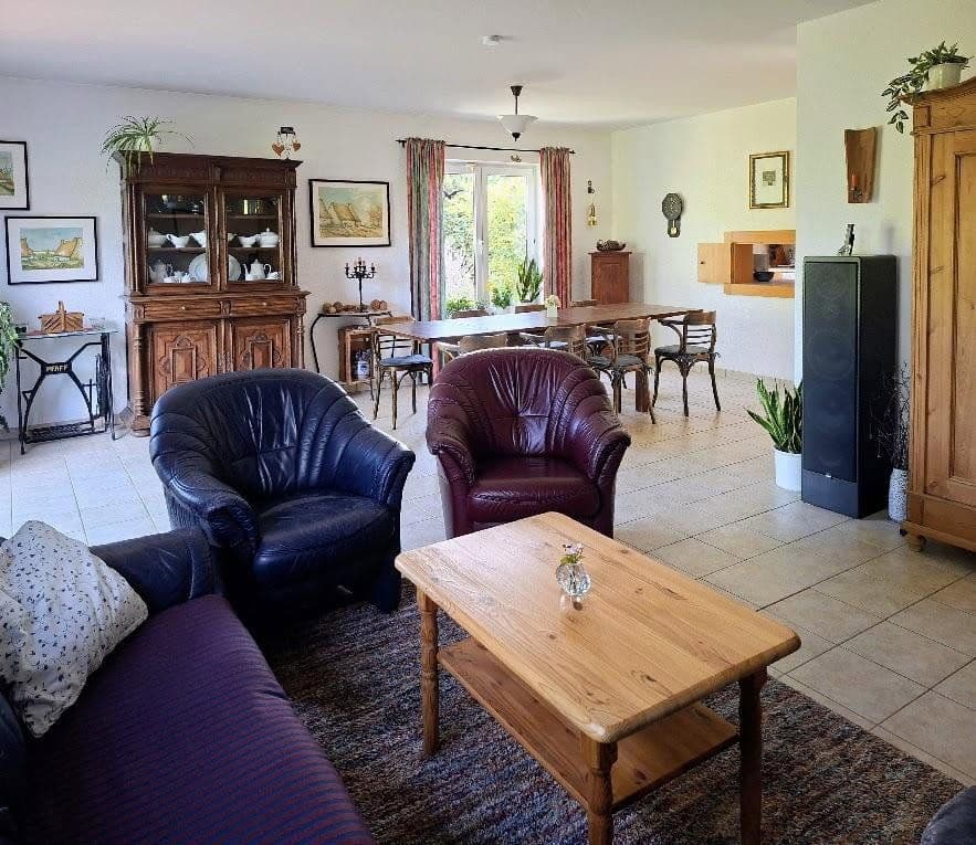 Predaj domu 184 m², pozemok 1.122 m², Geschwister-Scholl-Straße 29, Falkensee, Brandenbursko Predaj domu 184 m², pozemok 1.122 m², Geschwister-Scholl-Straße 29, Falkensee, Brandenbursko