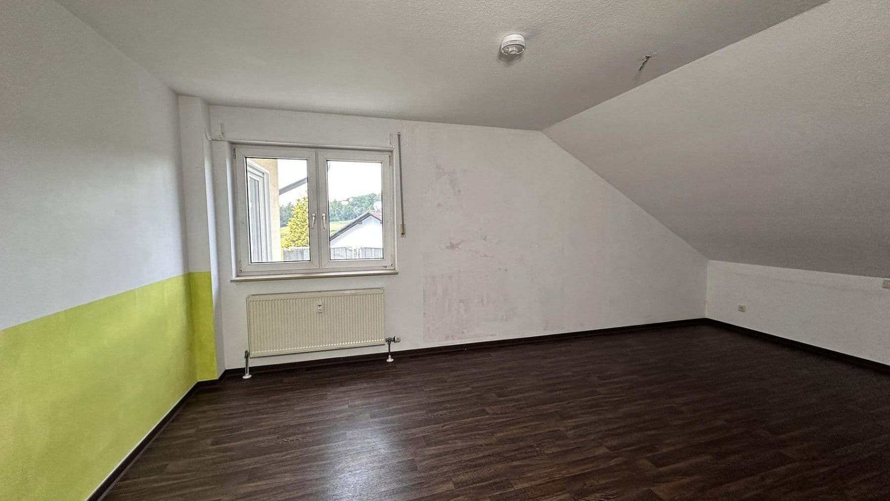 Prenájom bytu 2-izbový 82 m², Bad Emstal, Hesensko Prenájom bytu 2-izbový 82 m², Bad Emstal, Hesensko
