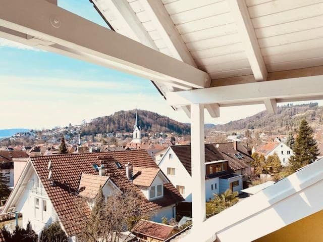 Prenájom domu 200 m², pozemek 702 m², Am Blütenhang 10, Bodman-Ludwigshafen, Bádensko-Wurttembersko Prenájom domu 200 m², pozemek 702 m², Am Blütenhang 10, Bodman-Ludwigshafen, Bádensko-Wurttembersko