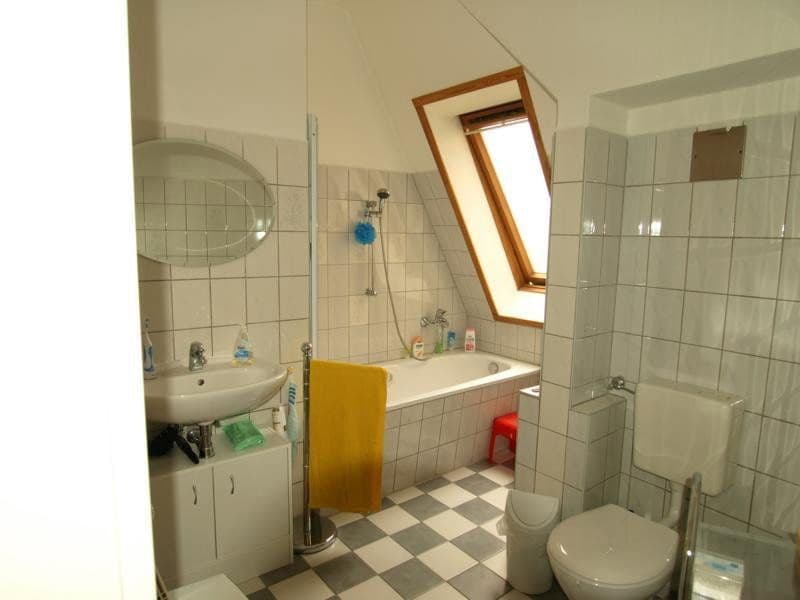 Prenájom bytu 3-izbový 69 m², Südstr. 64, Leipzig, Sasko Prenájom bytu 3-izbový 69 m², Südstr. 64, Leipzig, Sasko