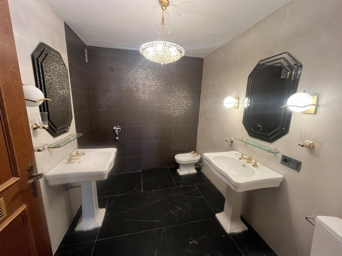 Predaj domu 453 m², pozemek 1.367 m², Hochwechsellifte, Waldbach-Mönichwald, Štajersko Predaj domu 453 m², pozemek 1.367 m², Hochwechsellifte, Waldbach-Mönichwald, Štajersko