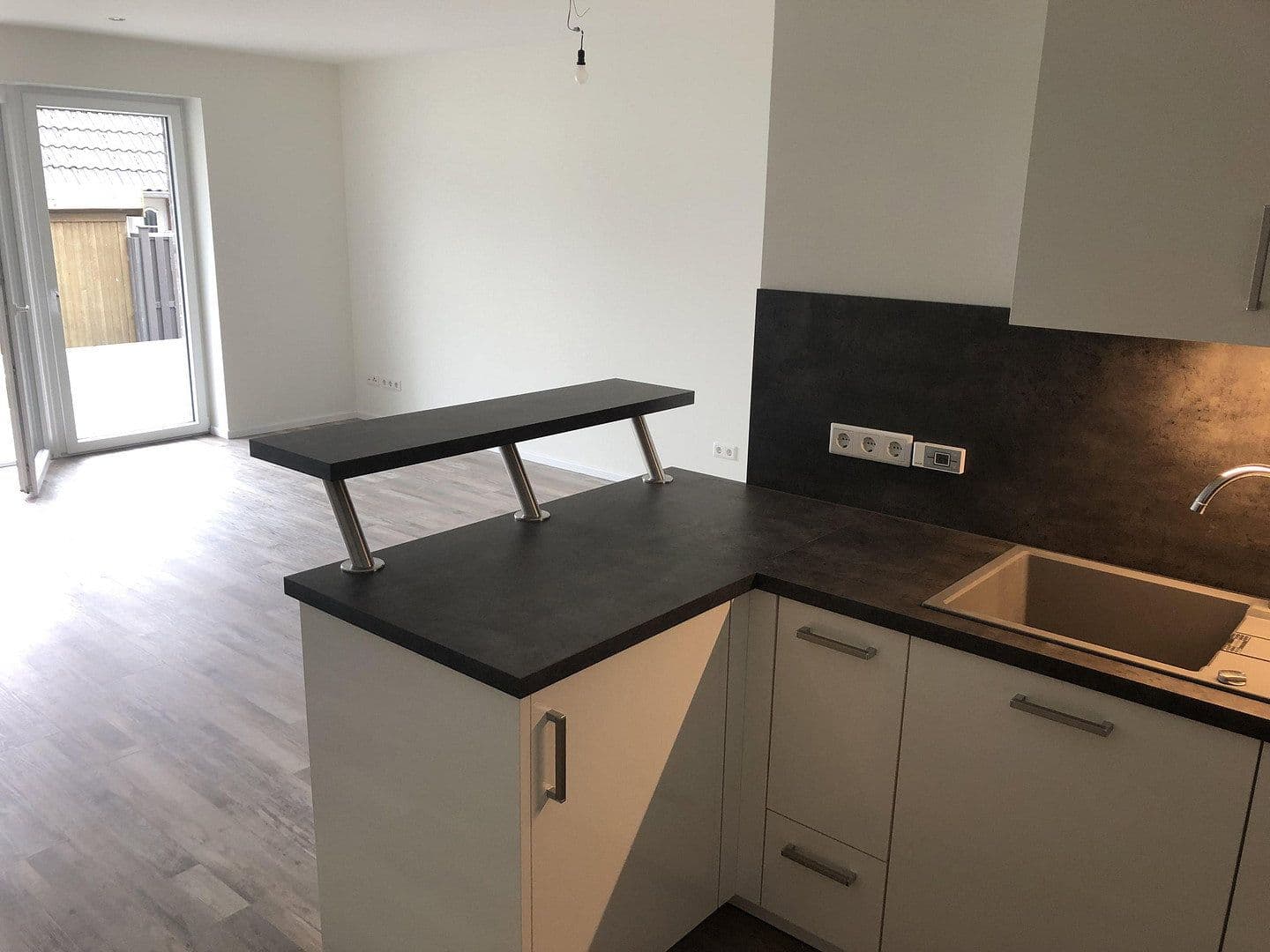 Prenájom bytu 2-izbový 79 m², Elbuferstr. 22 b, Marschacht, Dolné Sasko Prenájom bytu 2-izbový 79 m², Elbuferstr. 22 b, Marschacht, Dolné Sasko