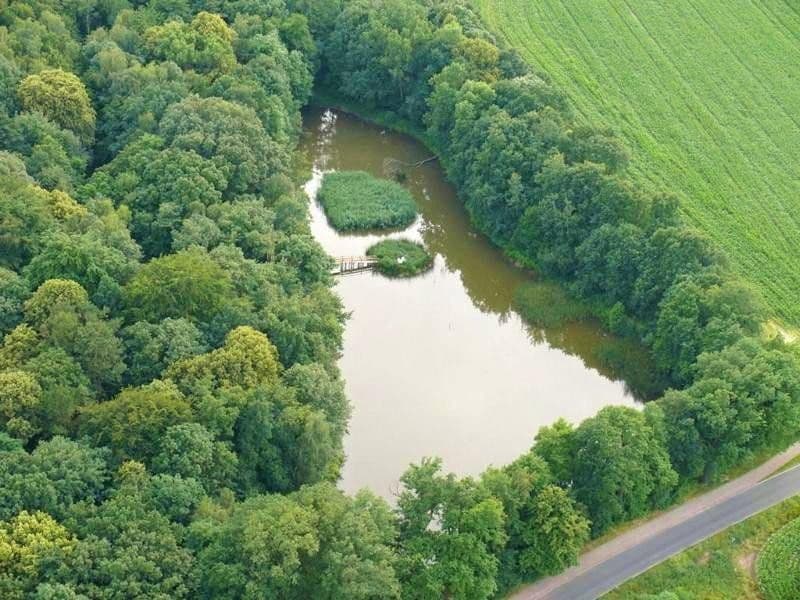 Prenájom bytu 4-izbový 210 m², Bennewitz, Sasko Prenájom bytu 4-izbový 210 m², Bennewitz, Sasko