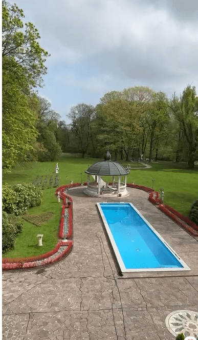 Prenájom bytu 4-izbový 210 m², Bennewitz, Sasko Prenájom bytu 4-izbový 210 m², Bennewitz, Sasko
