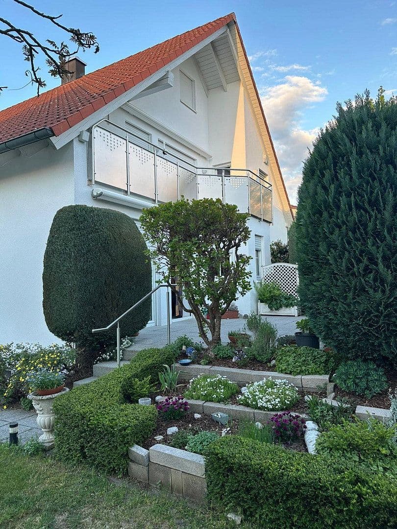 Prenájom bytu 4-izbový 121 m², Muhr am See, Bavorsko Prenájom bytu 4-izbový 121 m², Muhr am See, Bavorsko