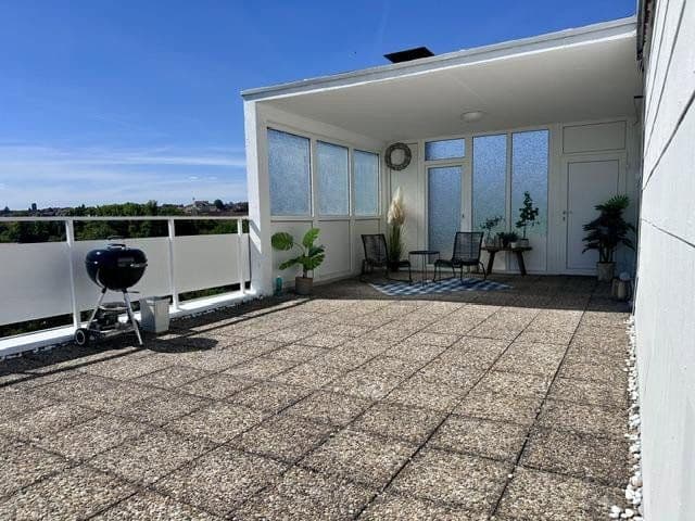 Predaj bytu 3-izbový 113 m², Pirmasens, Porýnie-Falcko Predaj bytu 3-izbový 113 m², Pirmasens, Porýnie-Falcko