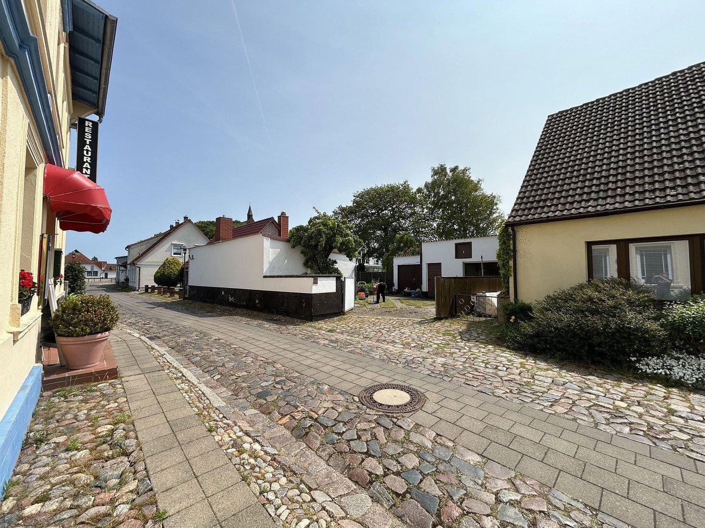 Predaj domu 120 m², pozemek 250 m², Bahnhofstraße 2, Wiek auf Rügen, Meklenbursko-Predpomoransko Predaj domu 120 m², pozemek 250 m², Bahnhofstraße 2, Wiek auf Rügen, Meklenbursko-Predpomoransko