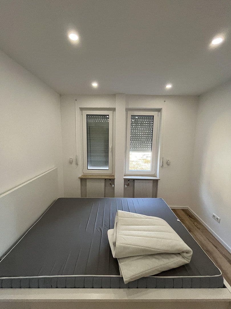 Prenájom bytu 13 m², Viernheim, Hesensko Prenájom bytu 13 m², Viernheim, Hesensko