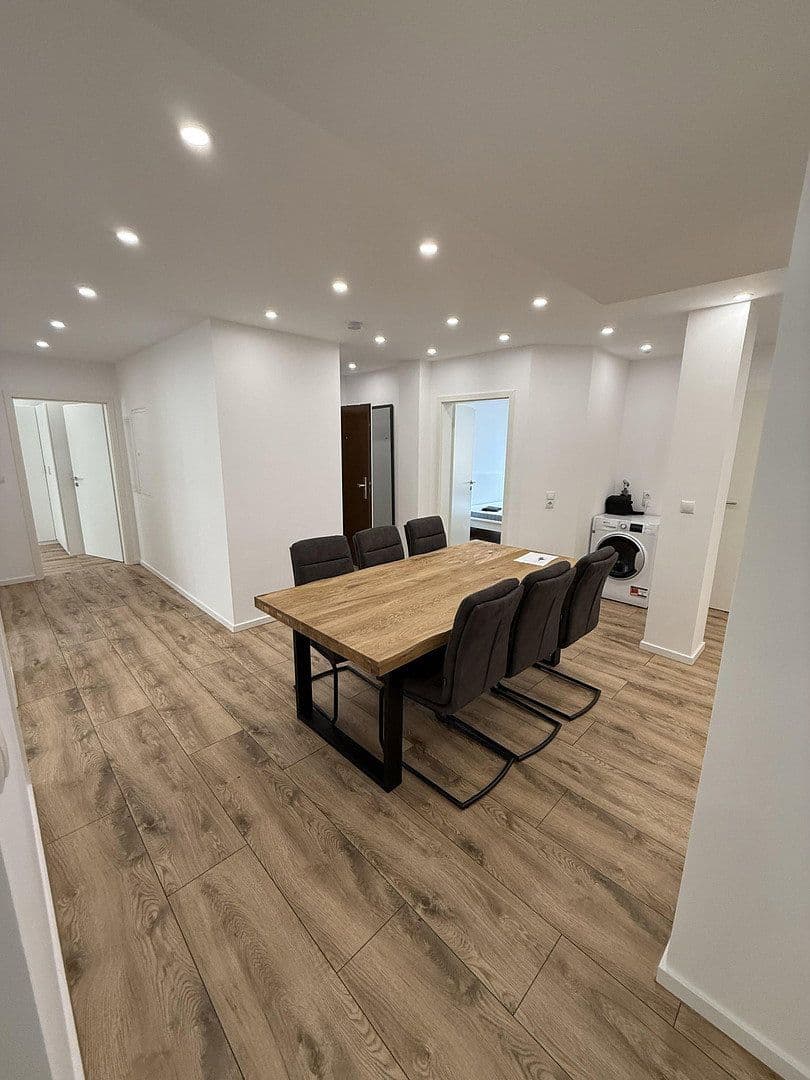 Prenájom bytu 13 m², Viernheim, Hesensko Prenájom bytu 13 m², Viernheim, Hesensko