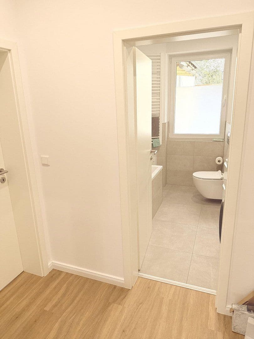 Prenájom bytu 2-izbový 65 m², Marquardsenstr. 5, Erlangen, Bavorsko Prenájom bytu 2-izbový 65 m², Marquardsenstr. 5, Erlangen, Bavorsko