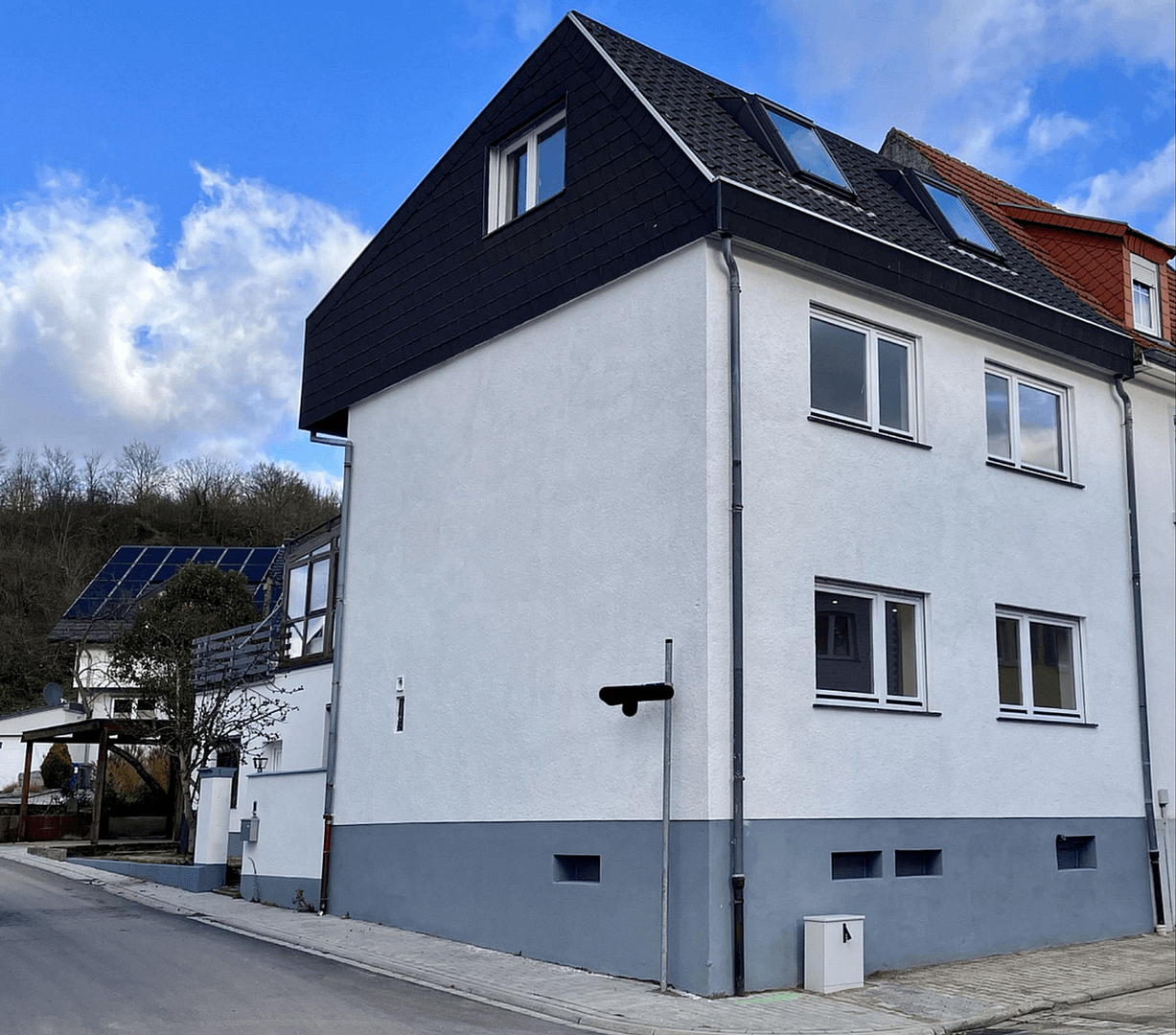 Predaj domu 165 m², pozemek 181 m², Rauenberg, Bádensko-Wurttembersko Predaj domu 165 m², pozemek 181 m², Rauenberg, Bádensko-Wurttembersko