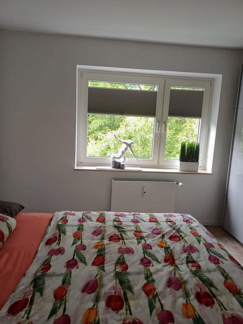 Prenájom bytu 3-izbový 80 m², Bochum, Severné Porýnie - Westfálsko Prenájom bytu 3-izbový 80 m², Bochum, Severné Porýnie - Westfálsko