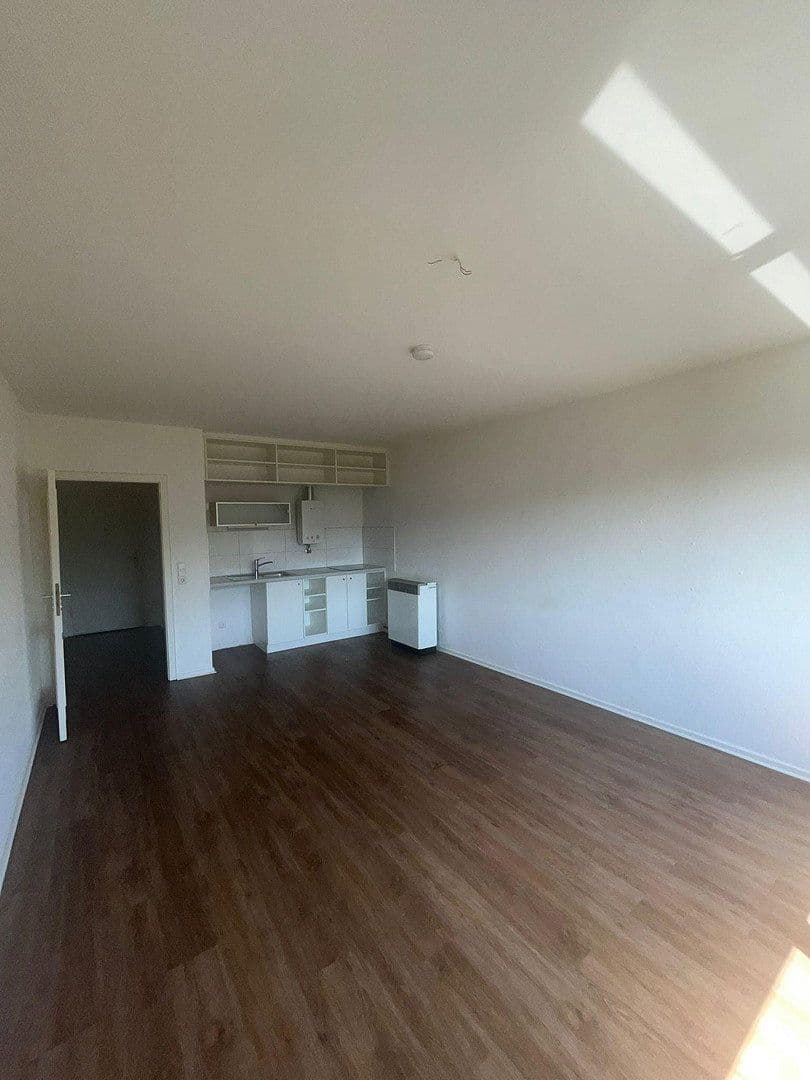 Prenájom bytu 1-izbový 30 m², Wuppertal, Severné Porýnie - Westfálsko Prenájom bytu 1-izbový 30 m², Wuppertal, Severné Porýnie - Westfálsko