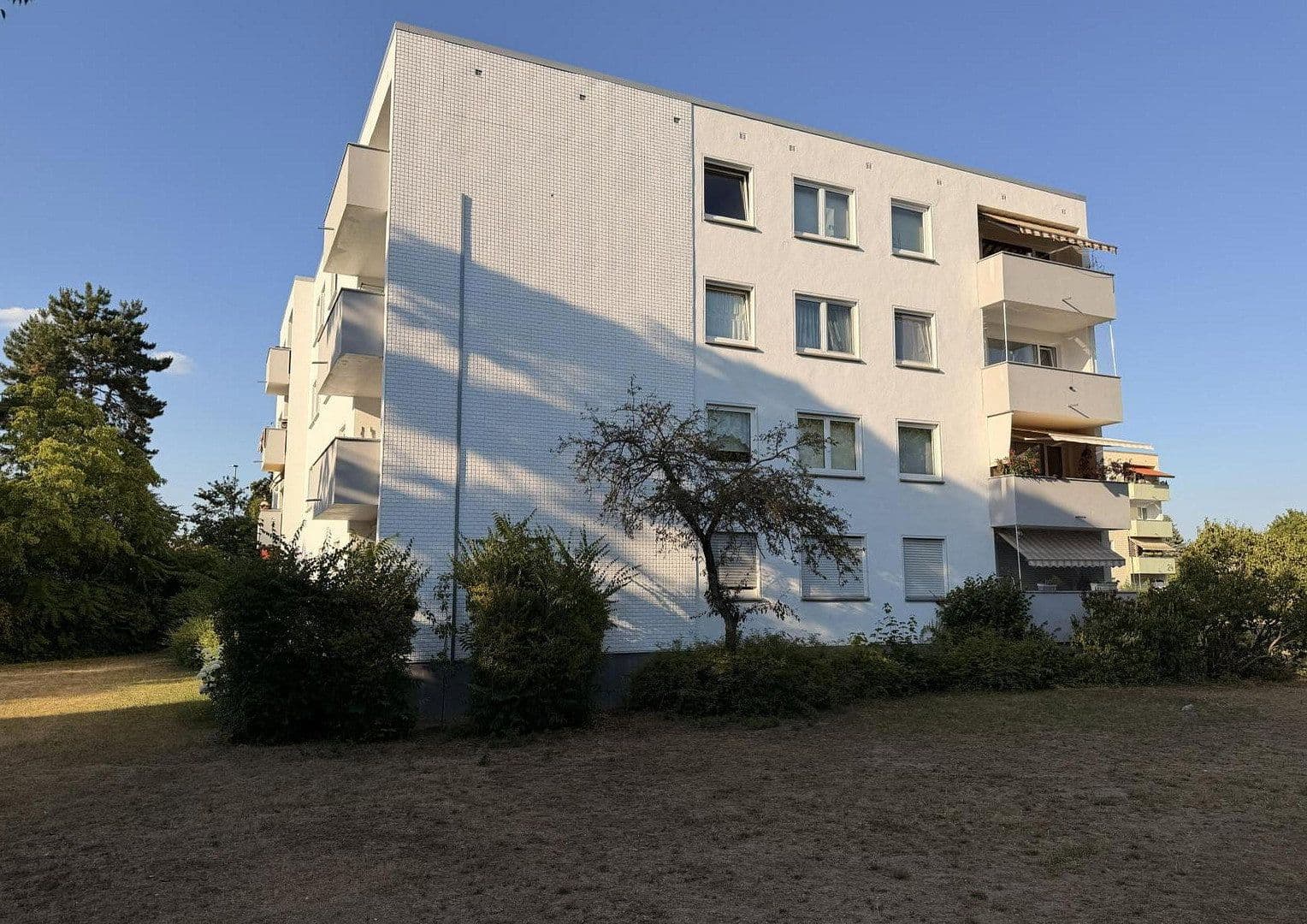 Predaj bytu 3-izbový 73 m², Heusenstamm, Hesensko Predaj bytu 3-izbový 73 m², Heusenstamm, Hesensko