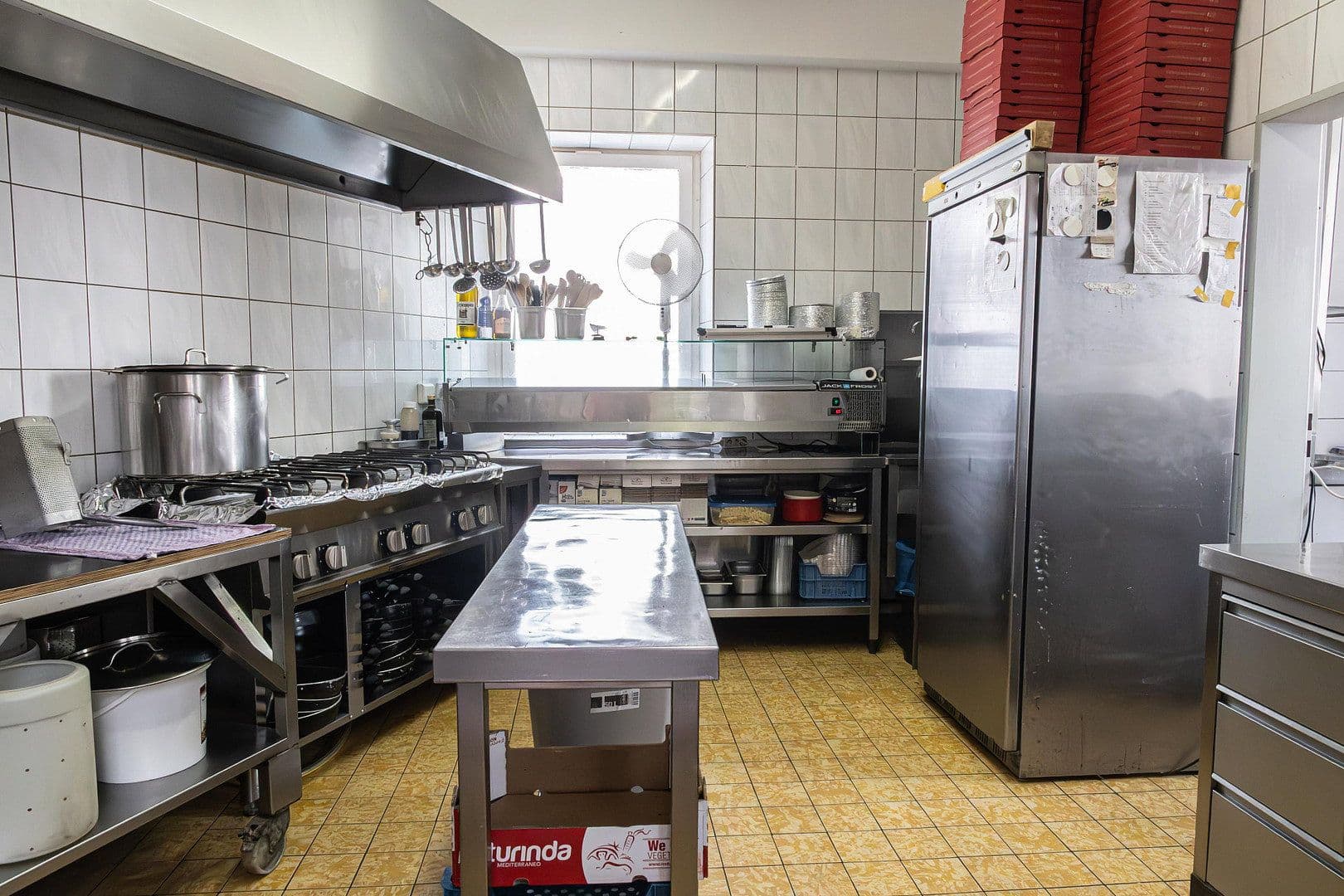 Prenájom nebytového priestoru 200 m², Hauptstraße 16, Bühl, Bádensko-Wurttembersko Prenájom nebytového priestoru 200 m², Hauptstraße 16, Bühl, Bádensko-Wurttembersko