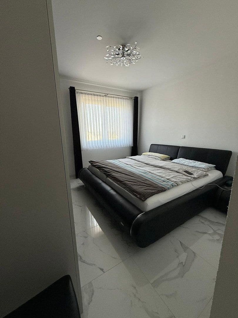 Prenájom bytu 2-izbový 90 m², Friedrich-Ebert-Str. 15, Pohlheim, Hesensko Prenájom bytu 2-izbový 90 m², Friedrich-Ebert-Str. 15, Pohlheim, Hesensko