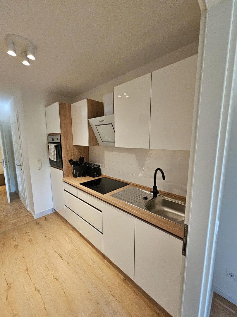 Prenájom bytu 11 m², Piesporter Straße 25, Berlin, Berlín Prenájom bytu 11 m², Piesporter Straße 25, Berlin, Berlín