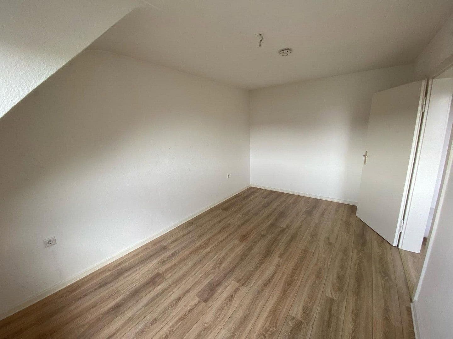 Prenájom bytu 2-izbový 41 m², Bibienastraße, Mannheim, Bádensko-Wurttembersko Prenájom bytu 2-izbový 41 m², Bibienastraße, Mannheim, Bádensko-Wurttembersko