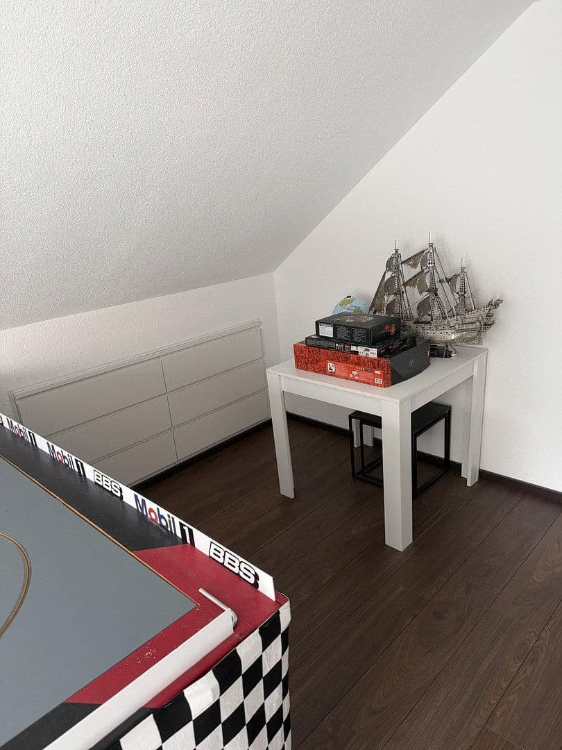 Predaj domu 158 m², pozemek 711 m², Starzach, Bádensko-Wurttembersko Predaj domu 158 m², pozemek 711 m², Starzach, Bádensko-Wurttembersko
