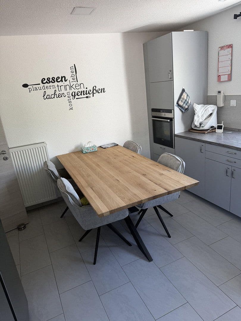 Predaj domu 158 m², pozemek 711 m², Starzach, Bádensko-Wurttembersko Predaj domu 158 m², pozemek 711 m², Starzach, Bádensko-Wurttembersko