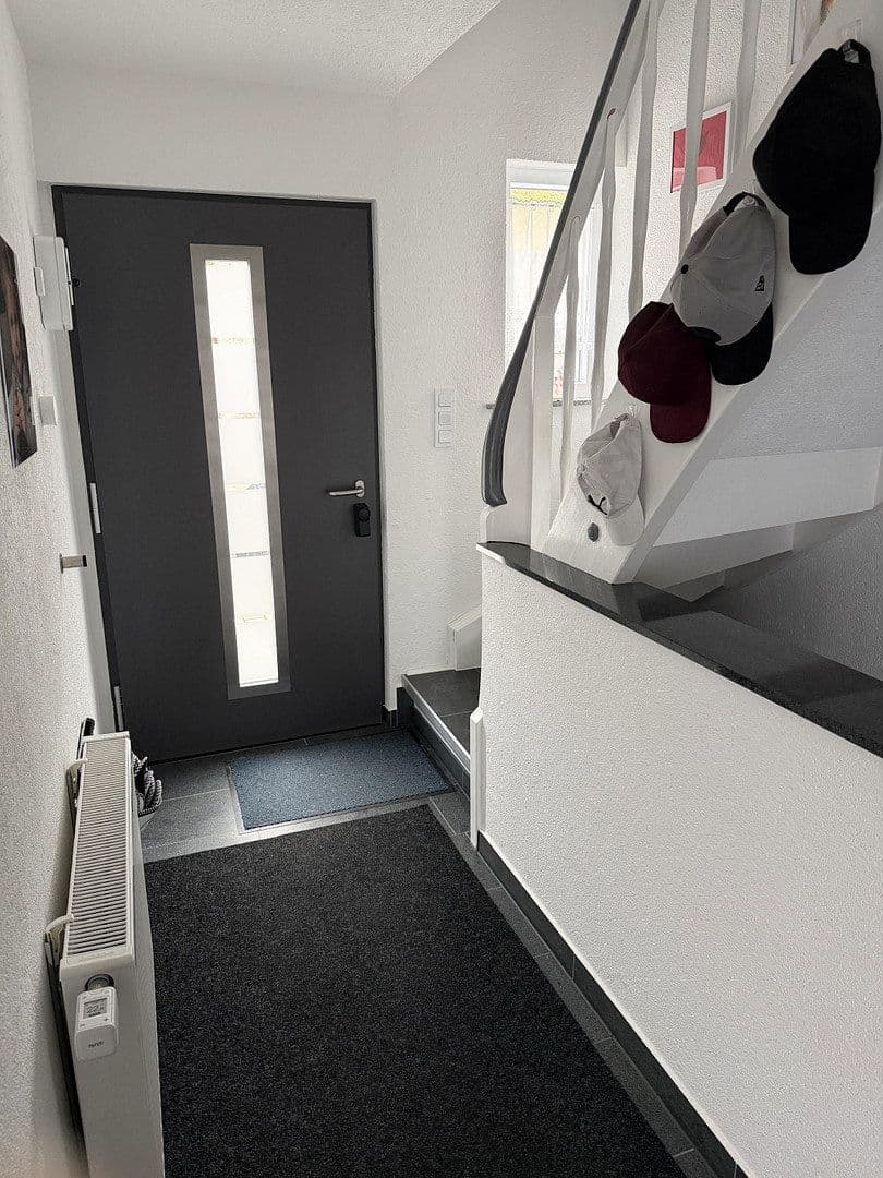 Predaj domu 158 m², pozemek 711 m², Starzach, Bádensko-Wurttembersko Predaj domu 158 m², pozemek 711 m², Starzach, Bádensko-Wurttembersko