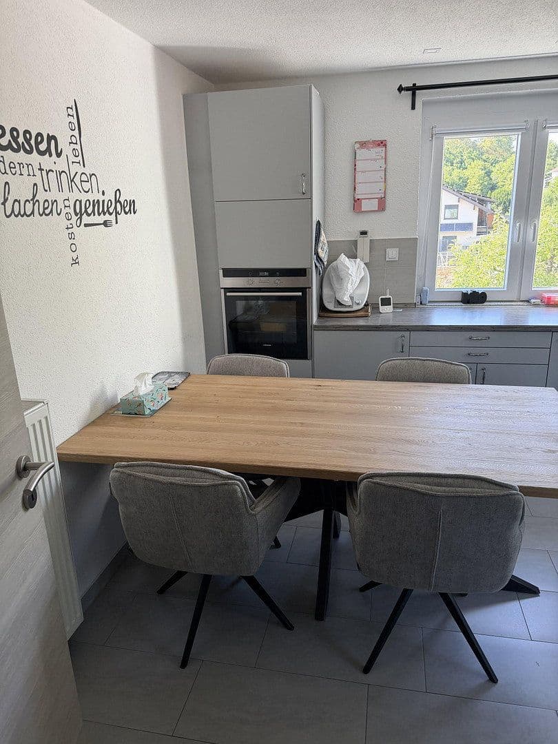 Predaj domu 158 m², pozemek 711 m², Starzach, Bádensko-Wurttembersko Predaj domu 158 m², pozemek 711 m², Starzach, Bádensko-Wurttembersko