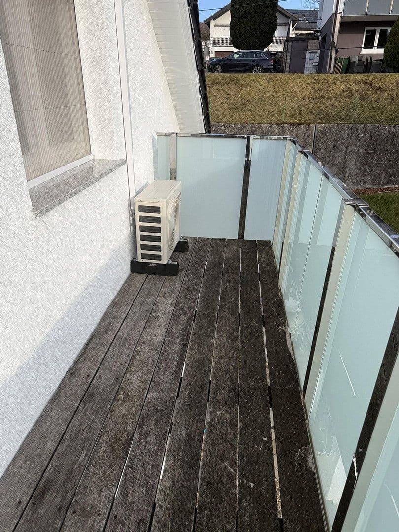 Predaj domu 158 m², pozemek 711 m², Starzach, Bádensko-Wurttembersko Predaj domu 158 m², pozemek 711 m², Starzach, Bádensko-Wurttembersko